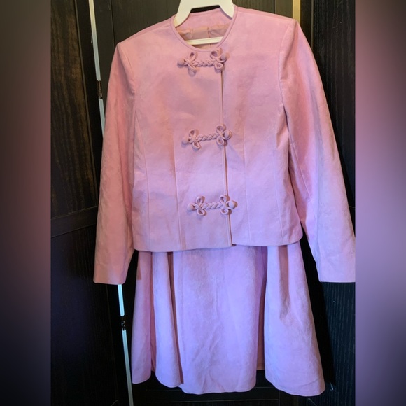 ULTRASUEDE Brand fabric Suit - shade of lavender size 10 - Picture 1 of 15